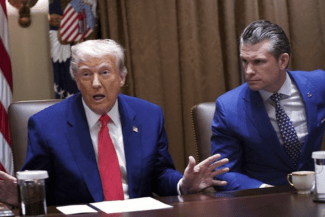 pete-hegseth-donald-trump-tw.png - Știri de azi Știri de azi | Pete Hegseth ameninţă să ”lovească puternic” Iranul, după negocierile din Oman în dosarul nuclear - Știri de azi |
