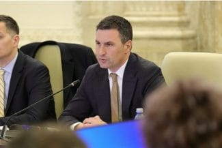 Știri de azi | Ministrul Finanţelor: Acum nu e nevoie de majorări de taxe, reforma fiscală se va discuta în a doua parte a anului. Am văzut ieri cât de fluid este totul. Se prognozează inclusiv o reducere a preţurilor la bunurile aduse din China - Știri de azi | 