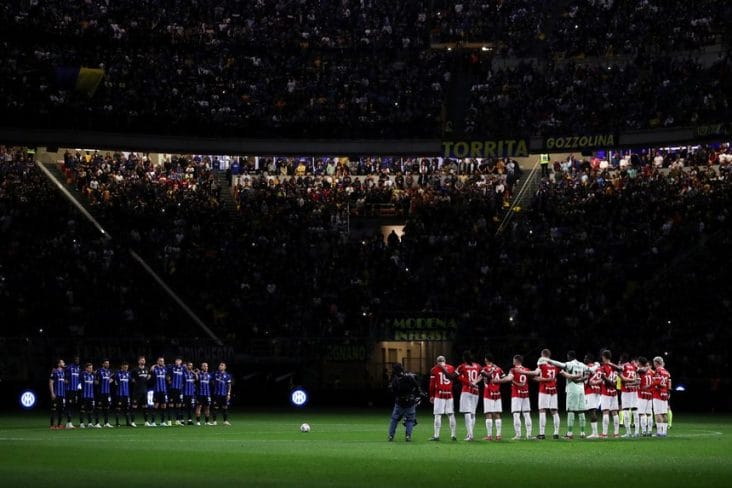 Știri de azi | Moment de reculegere în memoria Sanctităţii Sale Papa Francisc la toate meciurile din România - Știri de azi | 