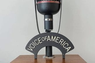 voicea.jpg - Știri de azi Știri de azi | Un judecător federal a ordonat restabilirea postului Vocea Americii pe care Trump vrea să îl desfiinţeze - Știri de azi |