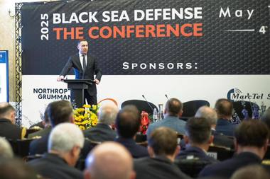 495762363-1289241969868774-3380852163068575075-n.jpg - Știri de azi Știri de azi | Bogdan Ivan: Industria de apărare este o prioritate naţională. Investim peste 1 miliard de lei pentru a consolida capacităţile interne şi pentru a susţine interoperabilitatea cu aliaţii noştri din NATO - Știri de azi |