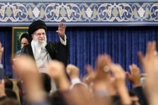 Știri de azi | Liderul suprem iranian, Ali Khamenei, se declară sceptic în privinţa rezultatului negocierilor nucleare cu SUA - Știri de azi | 