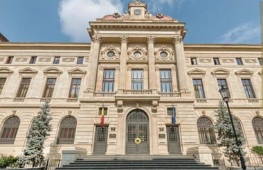 bnr-captura.jpg - Știri de azi Știri de azi | Bloomberg: Leul românesc se prăbuşeşte după vot, pentru prima dată euro depăşeşte nivelul de 5 lei, în timp ce banca centrală slăbeşte strânsoarea - Știri de azi |