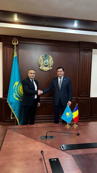 Știri de azi | Un secretar de stat din Ministerul Energiei anunţă că se poartă discuţii pentru un contract pe 10 ani privind furnizarea de uraniu între KazAtomProm şi Nuclearelectrica - Știri de azi | 