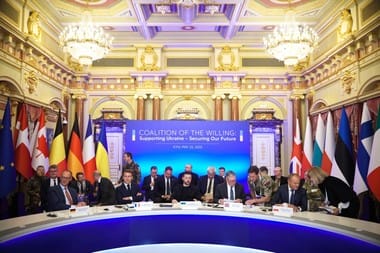 Știri de azi | Liderii europeni îi dau un ultimatum lui Putin după ce au vorbit cu Trump: Acceptă o încetare necondiţionată a focului până luni sau te vei confrunta cu sancţiuni şi transferuri de arme către Ucraina / Reacţia Kremlinului / Medvedev, replică jignitoare - Știri de azi | 