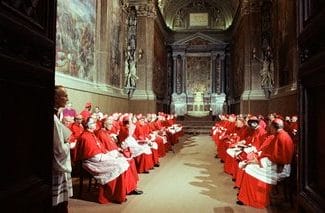 conclav-cardinali-vatican-news.jpg - Știri de azi Știri de azi | CONCLAV. Poate fi influenţată alegerea noului papă? Au circulat zvonuri despre o „interferenţă” franceză prin preşedintele Macron - Știri de azi |