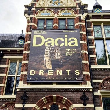 Știri de azi | Furtul de artefacte româneşti de la Muzeul Drents – Presa olandeză prezintă datele celor şapte suspecţi - Știri de azi | 