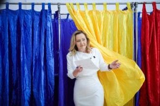Știri de azi | Lasconi: Duminică voi vota cu speranţa că România va rămâne pe drumul european. Cu cine votez? Nu am să le dau numele, ca să nu am surpriza ca această postare să dispară de aici, dar ştiu că sunteţi inteligenţi/ Ce spune despre cei doi candidaţi - Știri de azi | 