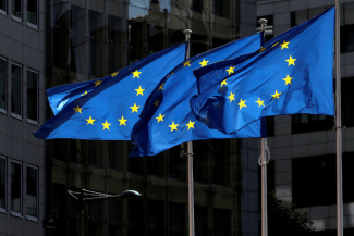 Știri de azi | Comisia Europeană propune o taxă de doi euro pentru fiecare colet de mică valoare care intră în UE - Știri de azi | 