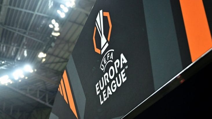 media-174191341068442600.jpg - Știri de azi Știri de azi | Europa League: UEFA își cere scuze pentru gafa de la ceremonia medaliilor - Știri de azi |