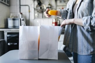 media-174412758820912700.jpg - Știri de azi Știri de azi | Măsura plafonării adaosului comercial își arată eficiența: scăderi de preț și vânzări în creștere - Știri de azi |