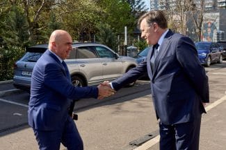 media-174568688115469400.jpg - Știri de azi Știri de azi | Ilie Bolojan e ‘all in’ – De rezultatul alegerilor depinde și soarta sa în PNL. Crin Antonescu așteaptă la cotitură (surse) - Știri de azi |