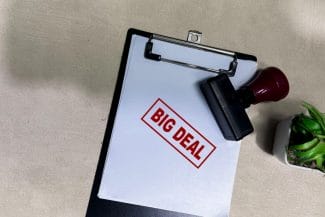 Știri de azi | S-a făcut tranzacția anului în Europa: Un gigant din SUA și-a cumpărat principalul rival european - Știri de azi | 