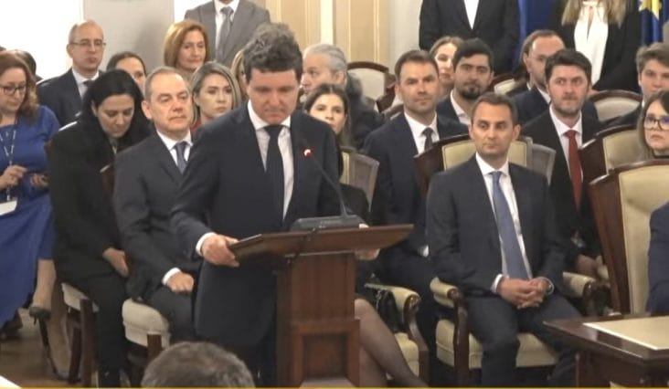 Știri de azi | Nicușor Dan anunță o reformă de proporții în sistemul de educație: Are loc imediat după formarea guvernului - Știri de azi | 