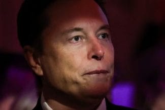 musk-serios-x.jpg - Știri de azi Știri de azi | Elon Musk promite că va conduce Tesla pentru următorii cinci ani - Știri de azi |