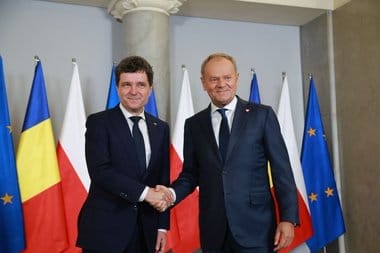 Știri de azi | ALEGERI PREZIDENŢIALE 2025 – BEC: Nicuşor Dan a obţinut 6.168.642 de voturi valabil exprimate, George Simion – 5.339.053 - Știri de azi | 