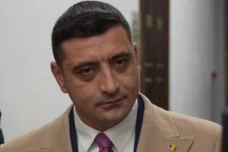 Știri de azi | Dezbatere electorală – George Simion, catalogat drept ”agresiv” şi cu ”ieşiri violente”. Candidatul AUR a reacţionat, făcând trimitere la bancurile cu Radio Erevan - Știri de azi | 