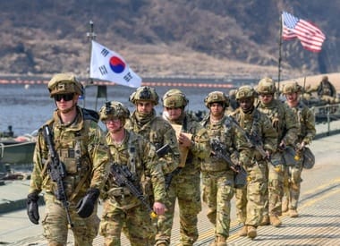 sua-trupe-sk-retragere-guam-wsj-tw.jpg - Știri de azi Știri de azi | Coreea de Sud anunţă că nu a discutat cu SUA, după ce WSJ dezvăluie că Trump vrea să retragă 4.500 de militari americani şi să-i mute în Guam - Știri de azi |