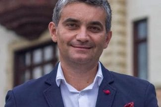 vlad-oprea-fb.jpg - Știri de azi Știri de azi | DNA a cerut Tribunalului Bucureşti arestarea preventivă a primarului din Sinaia, Vlad Oprea, întrucât ar fi încălcat obligaţia de a nu exercita funcţia de edil-şef, impusă prin măsura controlului judiciar - Știri de azi |