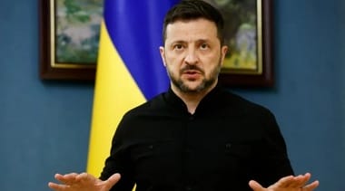 Știri de azi | Zelenski acuză Rusia, după convorbirea lui Trump cu Putin fără vreun rezultat, de faptul că ”încearcă să câştige timp” pentru a-şi continua ”invazia şi războiul”. El respinge ”condiţii nerealiste” ale Moscovei - Știri de azi | 