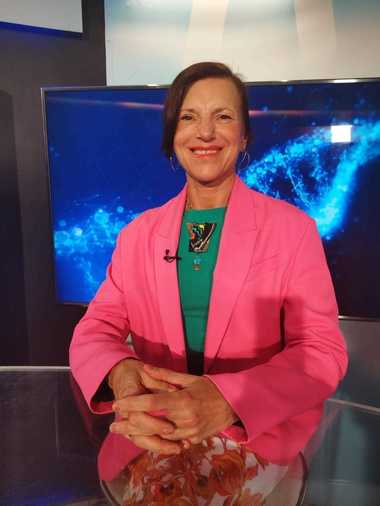 Știri de azi | Medicul Lorelei Nassar: Am avut foarte multe demersuri pentru prevenţie şi educaţia pentru prevenţie / Am povestit cu elevii, cu studenţii despre ce înseamnă igiena orală, despre ce înseamnă siguranţa de sine şi zâmbetul sănătos - Știri de azi | 