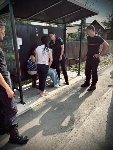 adolescenta-gasita-phjpg - Știri de azi Știri de azi | UPDATE – Prahova: Mesaj RO-Alert pentru găsirea unei adolescente care a plecat de acasă şi nu s-a mai întors/ Fata a fost găsită - Știri de azi |