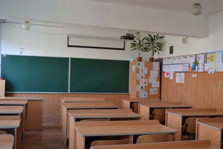 media-172371250644743700.jpg - Știri de azi Știri de azi | Protest al FSE ‘Spiru Haret’, la Primăria Sectorului 5, în cazul Colegiului Tehnologic ‘Grigore Cerchez’ - Știri de azi |