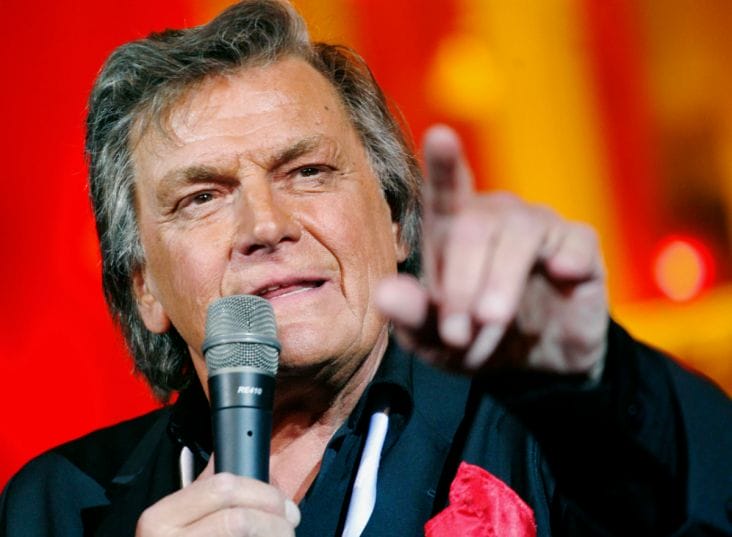 media-172572315200731700.png - Știri de azi Știri de azi | Florin Piersic are un mesaj pentru Ion Iliescu, aflat la terapie intensivă: ‘L-am confundat cu altcineva’ - Știri de azi |