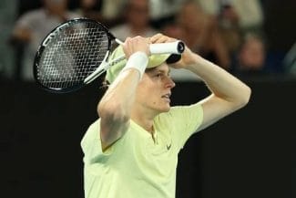 Știri de azi | Jannik Sinner continuă să conducă în clasamentul ATP; Taylor Fritz a urcat pe locul 4 - Știri de azi | 