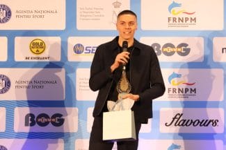 Știri de azi | David Popovici wins 100m freestyle gold with new European record at EA U23 Swimming Championships - Știri de azi | 