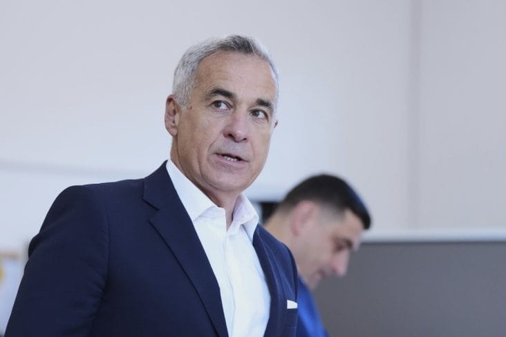 media-174828619541914900jpg - Știri de azi Știri de azi | VIDEO Anca Alexandrescu și Marius Tucă lansează o ipoteză explozivă: Cine l-a scos, de fapt, din joc pe Călin Georgescu - Știri de azi |