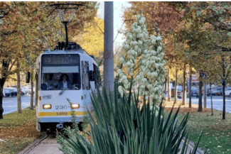 Știri de azi | Circulaţia tramvaielor pe liniile 41 şi 25 va fi reluată luni dimineaţa - Știri de azi | 