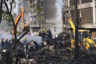 media-174973736232047400.jpg - Știri de azi Știri de azi | VIDEO Filmul tragediei aviatice din India – ce se știe până acum? Durere și doliu internațional: ‘Ne frânge inimile mai presus de cuvinte’ - Știri de azi |