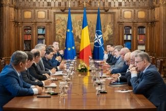 Știri de azi | BNS, reacție tăioasă: ‘PNL vrea o elită obedientă, nu reprezentare. Femeile și tinerii – excluși fără rușine’ - Știri de azi | 