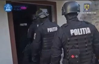 par.jpg - Știri de azi Știri de azi | Patru percheziţii, în Bucureşti şi Ilfov, într-un dosar de evaziune fiscală cu un prejudiciu de 2,3 milioane de lei/ Reprezentanţii unei firme din Giurgiu ar fi livrat deşeuri metalice neferoase unor operatori, fără a le evidenţia în contabilitate - Știri de azi |