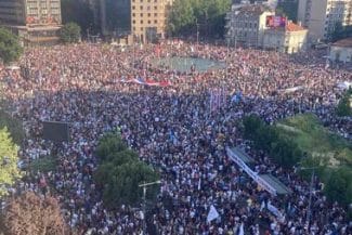 protest-belgrad-xjpg - Știri de azi Știri de azi | Serbia: Zeci de mii de persoane au manifestat la Belgrad pentru a cere alegeri anticipate - Știri de azi |