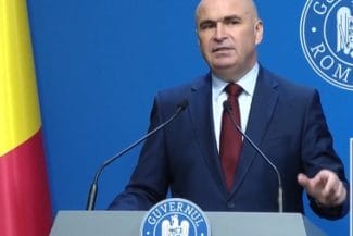 Știri de azi | Ilie Bolojan, mesajul în contextul marcării a 84 de ani de la Pogromul de la Iaşi: Acest eveniment tragic nu aparţine doar trecutului, ci reprezintă un avertisment asupra pericolelor urii, intoleranţei şi ideologiilor extremiste - Știri de azi | 