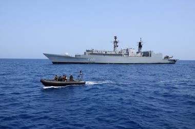 Știri de azi | Unchiul marinarului de pe fregata ”Regele Ferdinand” dispărut în Marea Mediterană: A fost hăituit, insultat, ameninţat cu moartea / Nu avea cum să se sinucidă, cred că a fost ucis - Știri de azi | 