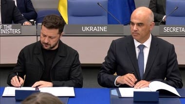 Știri de azi | Zelenski cere ca toţi criminalii de război, ”inclusiv Putin”, să fie judecaţi, în perspectiva înfiinţării unui Tribunal Special pentru Ucraina - Știri de azi | 