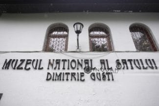 ziua-ctitorilor-muzeul-satului-inq-octav-ganeajpg - Știri de azi Știri de azi | Produse artizanale şi bucate tradiţionale, la Târgul de Sfinţii Apostoli Petru şi Pavel de la Muzeul Satului - Știri de azi |