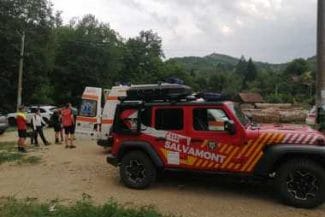 Știri de azi | Alba: Acţiune a Salvamont, după ce un turist epuizat şi deshidratat a leşinat pe un traseu montan - Știri de azi | 