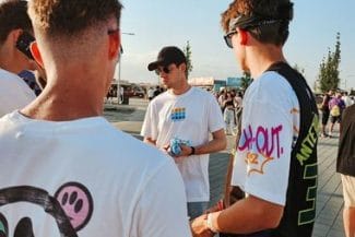 5019023f-8a26-4ab2-9052-4fad5227db3fjpg - Știri de azi Știri de azi | Proiectul pilot The Safe Zone, implementat la Festivalul „Beach, Please!”, sub coordonarea ANPCDDA, împreună cu Asociaţia Caravana cu Medici: Interacţiuni cu peste 6.000 de participanţi, sesiuni de prevenţie a consumului de substanţe - Știri de azi |