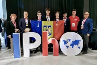 514263388-1164142149083822-7561419161400790776-njpg - Știri de azi Știri de azi | Ministerul Educaţiei: O medalie de aur, patru de argint şi două premii speciale pentru România, la Olimpiada Internaţională de Fizică 2025 / Au participat 406 elevi din 87 ţări - Știri de azi |