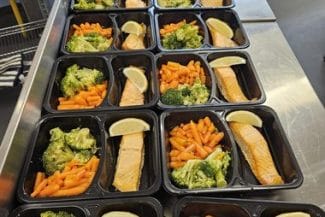 522092949-727372736929155-4026186763473004084-njpg - Știri de azi Știri de azi | Ministrul Sănătăţii, controale în spitale începând de săptămâna viitoare / A primit peste 200 de mesaje despre mâncarea servită / Rogobete: Unele arată impecabil, altele, din păcate, arată exact cât dispreţ există faţă de oameni - Știri de azi |