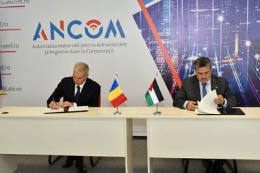 Știri de azi | Autoritatea din Comunicaţii a semnat un Memorandum de cooperare cu TRC, autoritatea omoloagă din Iordania, pentru cooperare în administrarea spectrului radio, politici privind sateliţii şi monitorizarea frecvenţelor satelitare - Știri de azi | 