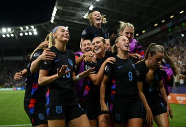 anglia-x-lionessesjpg - Știri de azi Știri de azi | Fotbal feminin: Anglia a revenit de la 0-1 şi a învins Italia după prelungiri, calificându-se în finala Euro 2025 - Știri de azi |