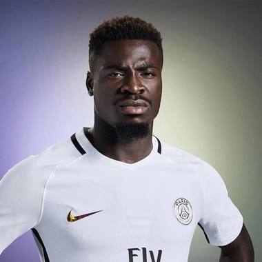 aurier-fbjpg - Știri de azi Știri de azi | Fundaşul ivorian Serge Aurier ar putea evolua în campionatul Iranului - Știri de azi |
