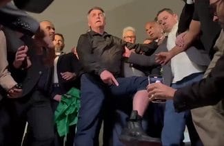 Știri de azi | Trump impune Braziliei suprataxe vamale de 50%. Departamentul Trezoreriei impune serie de sancţiuni judecătorului Curţii Supreme Alexandre de Moraes care-l judecă pe Bolsonaro, pe care-lm acuză de de ”detenţii arbitrare” şi nerespectarea ”libertăţii de e - Știri de azi | 