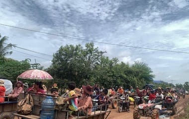 Știri de azi | Confruntările armate cu Cambodgia s-ar putea ”transforma în război”, avertizează Thailanda, care evocă 138.000 de deplasaţi. Cel puţin 15 morţi şi 40 de răniţi în Thailanda, un mort şi cinci răniţi în Cambodgia - Știri de azi | 