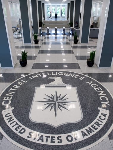 Știri de azi | CIA admite că un ofiţer de operaţiuni psihologice l-a monitorizat pe Lee Harvey Oswald, asasinul lui JFK, după decenii de negare - Știri de azi | 